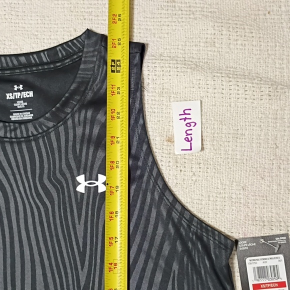 NWT Under Armour Black Velocity Emboss Tank Loose Fit Women's Size XS - Picture 7 of 8